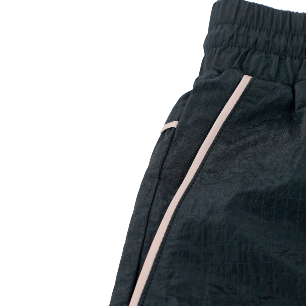 Jogger Slim para mujer color negro